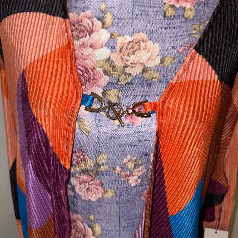 Colorful Geometric Cardigan - Picture 5 of 6